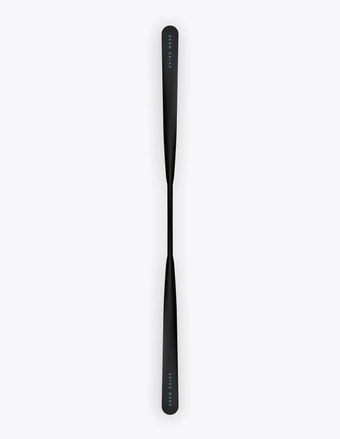 Gram 9100D two-piece carbon Greenland paddle, full length