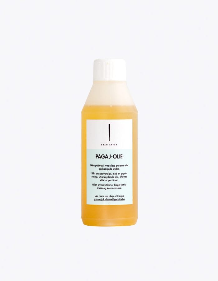 Bottle of Gram paddle oil for wooden paddles and norsaqs – bleached virgin linseed oil and carnauba wax